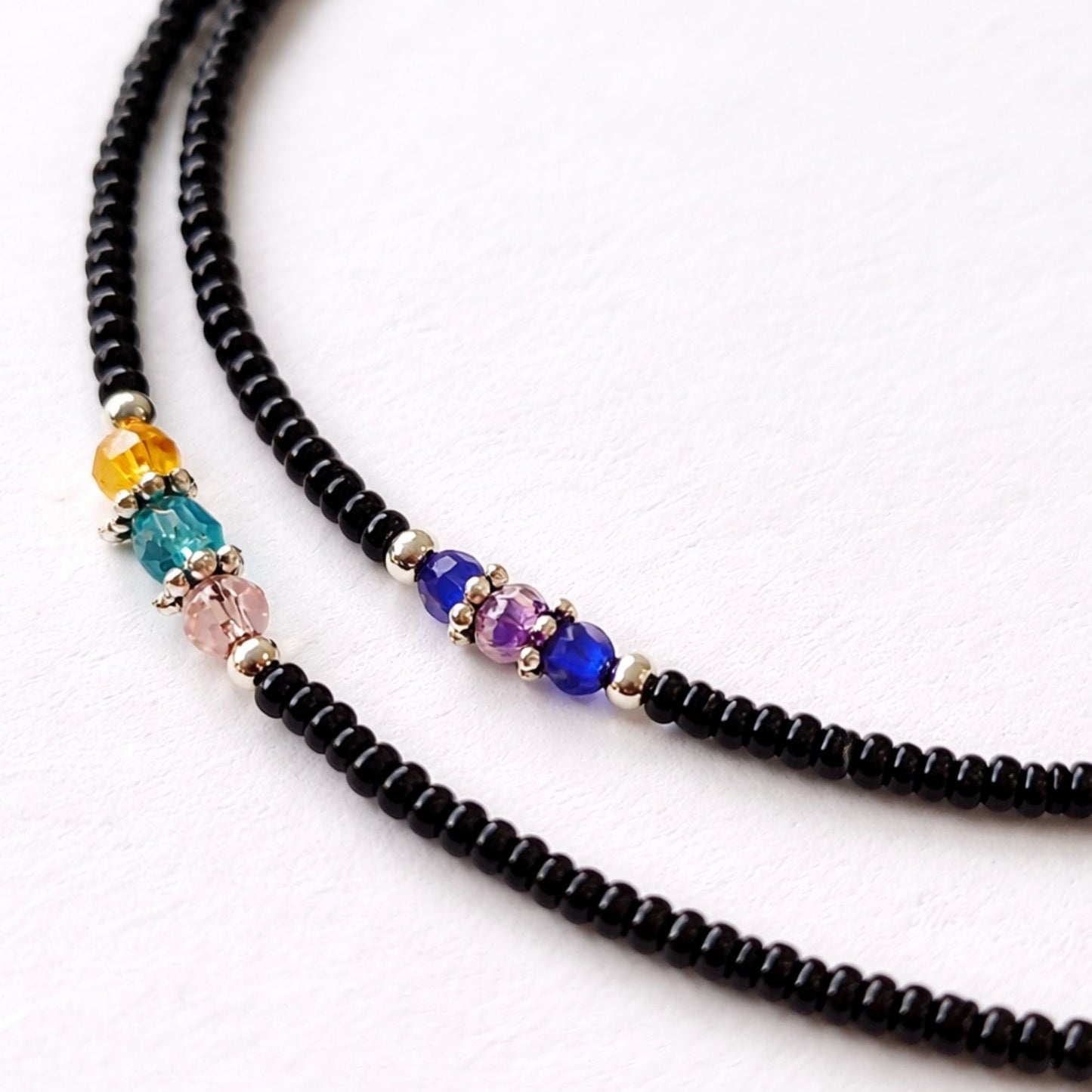 Collar Nepalí Doble Hilera · Ónix Negro | Joya de Protección Profunda (42 cm)