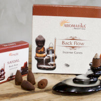 Inciensos Naturales Aromatika – Conos Backflow, Palo Santo y Chakras