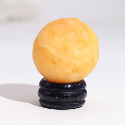 Planeta de Jade Amarillo con Soporte Solar (Saturno) – 40 mm