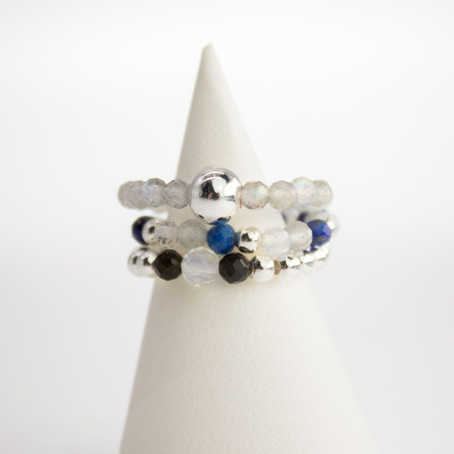Conjunto de Anillos Auroras Boreales | Labradorita, Lapislázuli, Opalita y Obsidiana Negra | Anillos Elásticos de Piedras Naturales