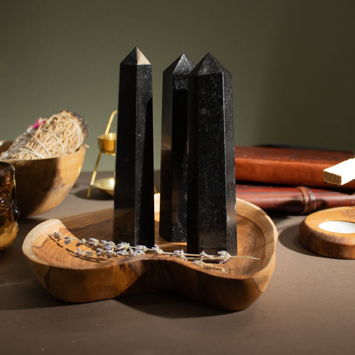 Punta de Turmalina Negra Natural 17 cm Obelisco de Protección Energética